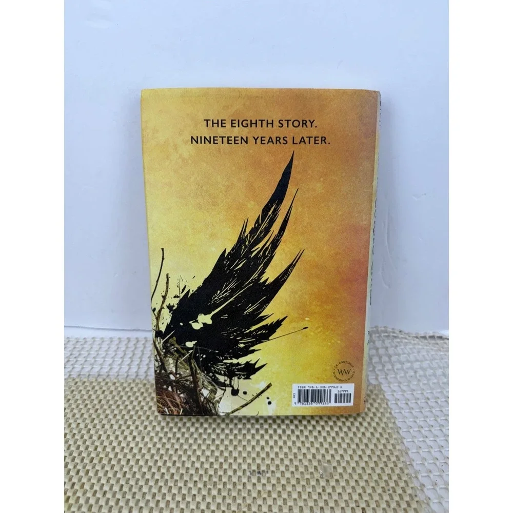 Harry Potter and the Cursed Child Parts 1&2 Special Rehearsal Edition Script EUC